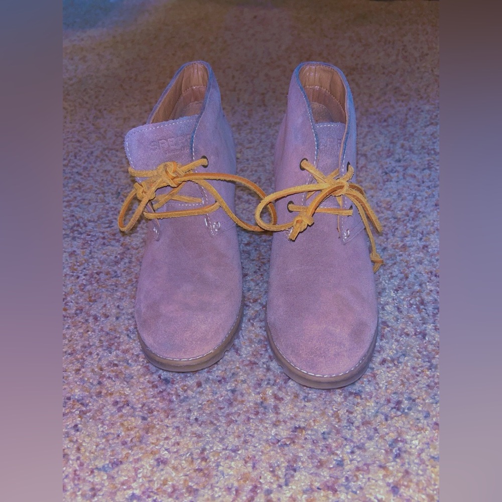 ‘SPERRY’ wedges since 1935 beige